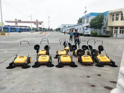 某物資儲備部門采購合美無動力掃地車，提升地面清潔效率